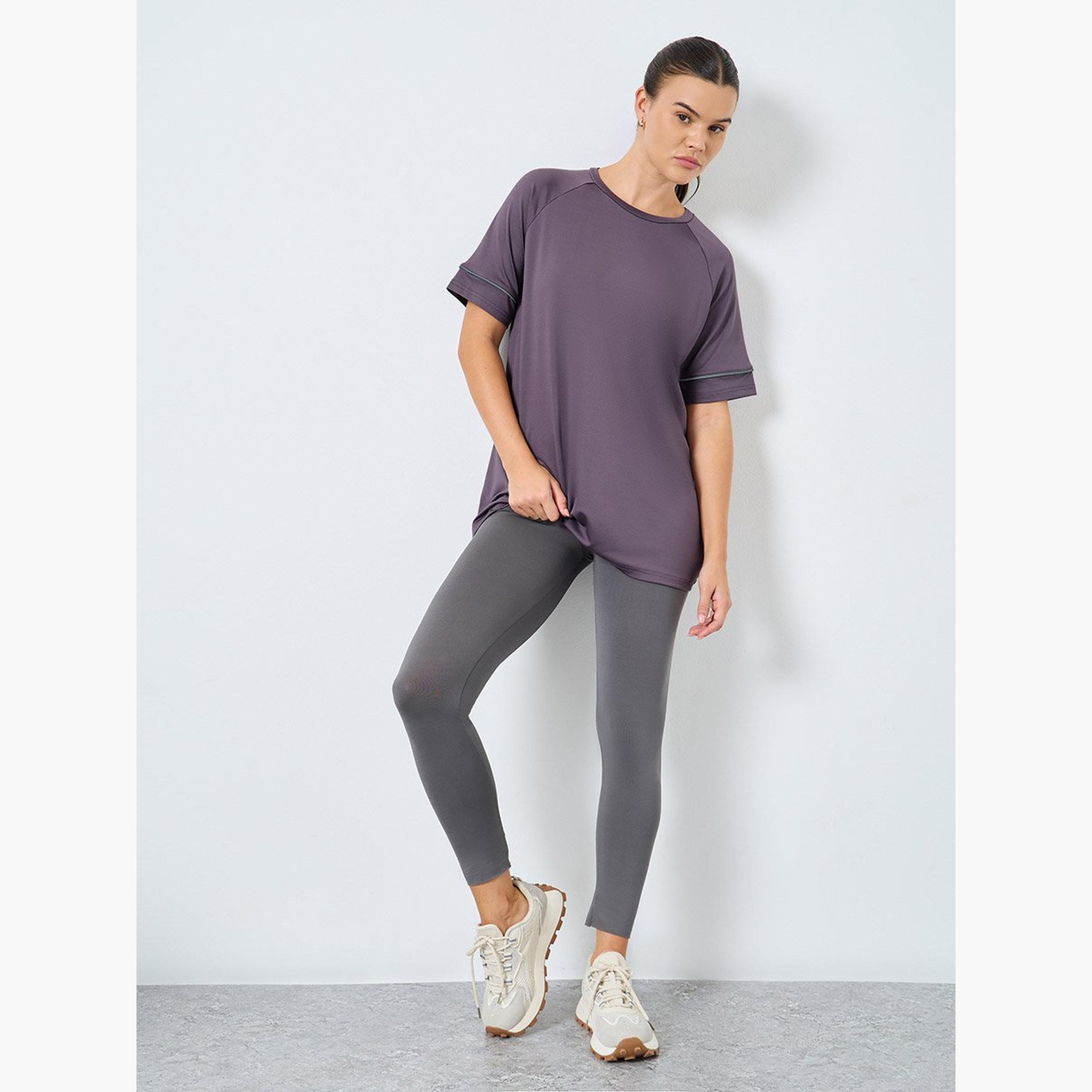 Styli Reflective Stripe Short Sleeves Top-women-clothing-sportswearandactivewear-tshirtsandvests-image-2