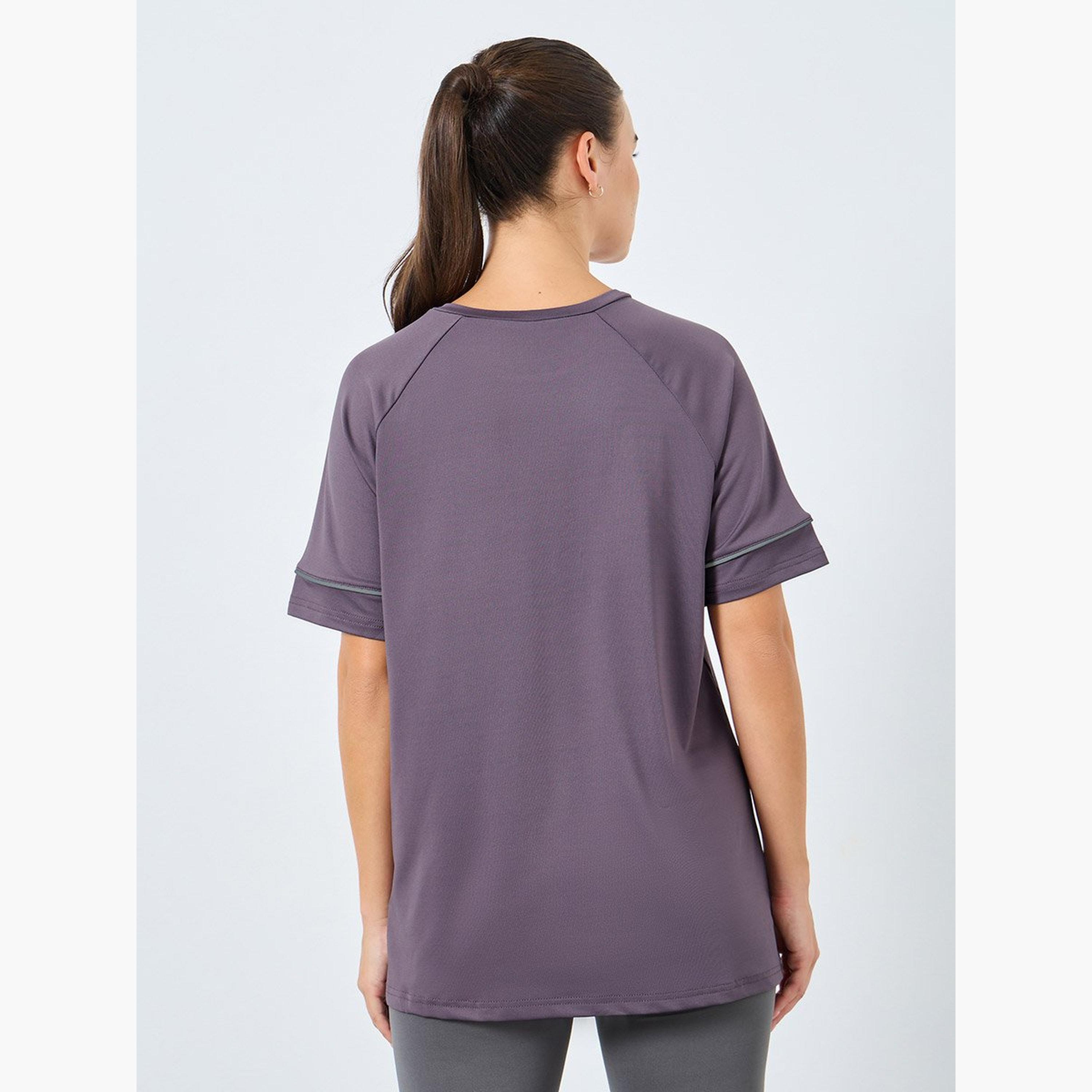 Styli Reflective Stripe Short Sleeves Top-women-clothing-sportswearandactivewear-tshirtsandvests-image-6