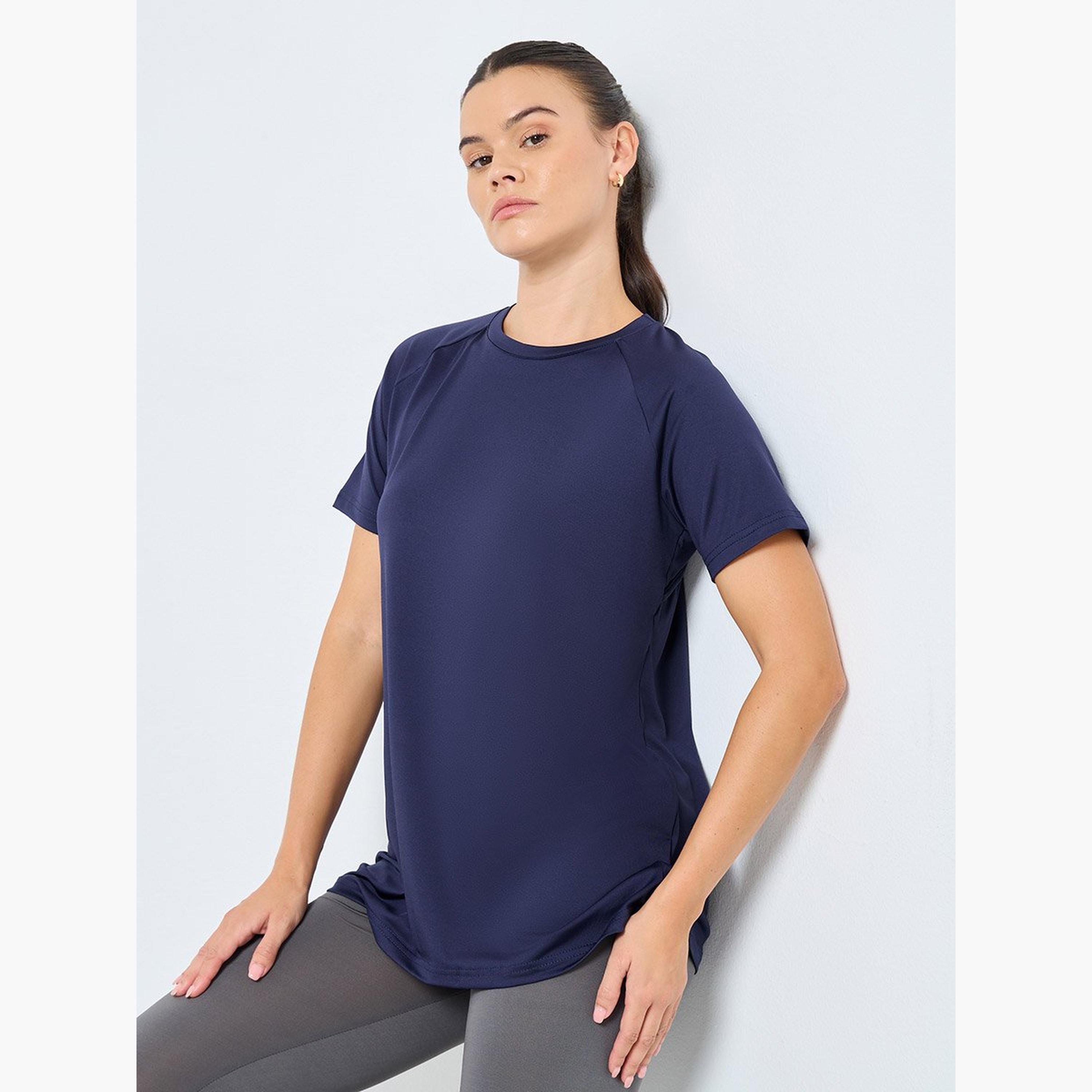 Styli Back Wrap Effect Peep Detail Top-men-clothing-sportswearandactivewear-tshirtsandpolos-image-1