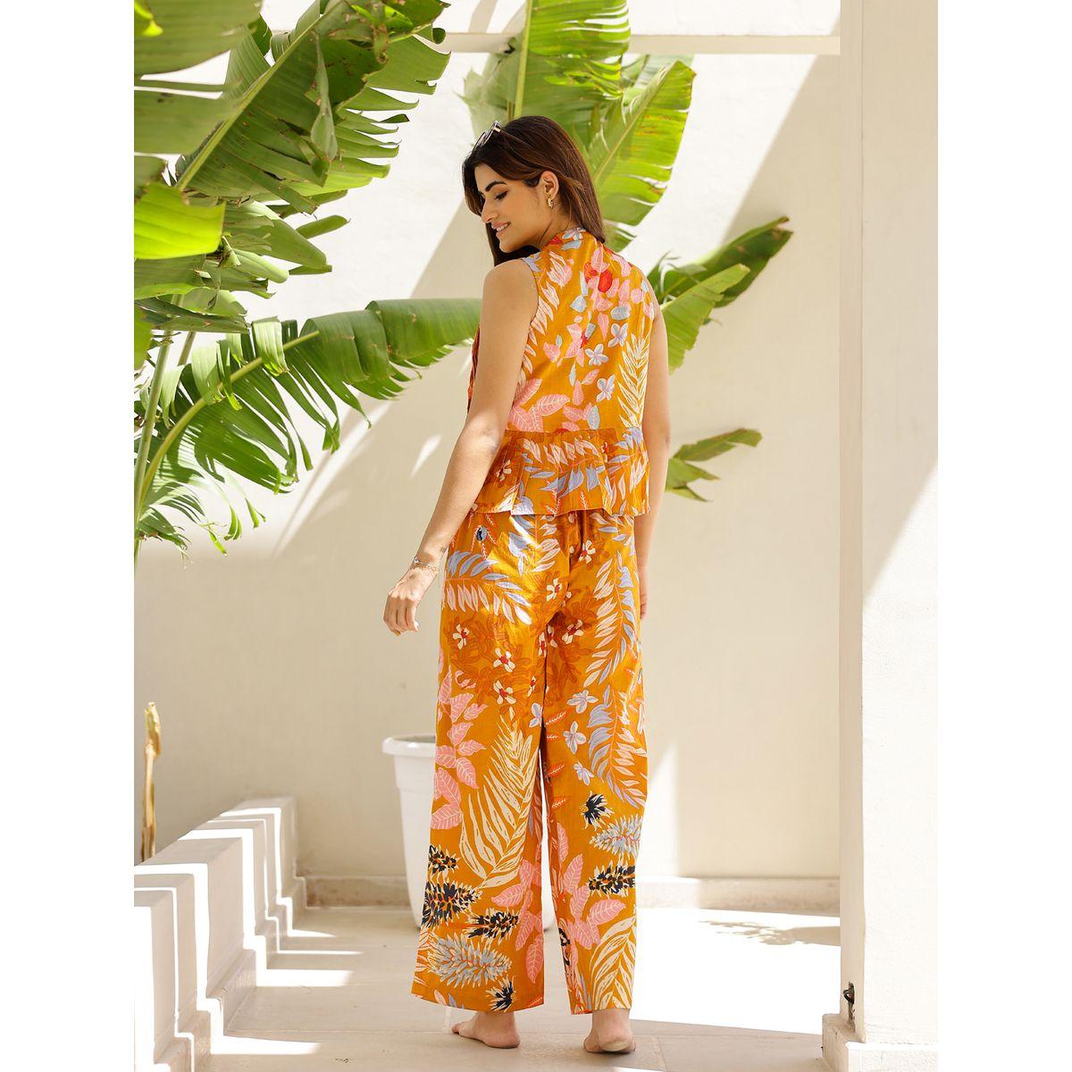 طقم منسق من بلوزة بطبعة زهور مع بنطال-women-clothing-coordsets-image-2