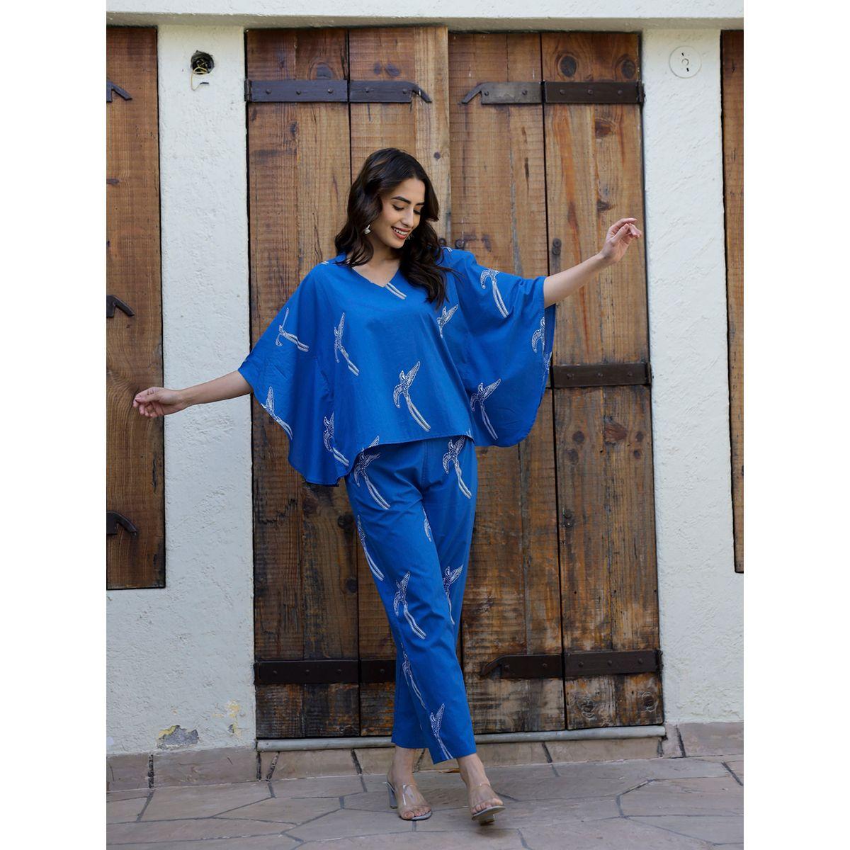 طقم بيجاما من بنطال وبلوزة بطبعات-women-clothing-nightwear-pyjamas-longsets-image-6