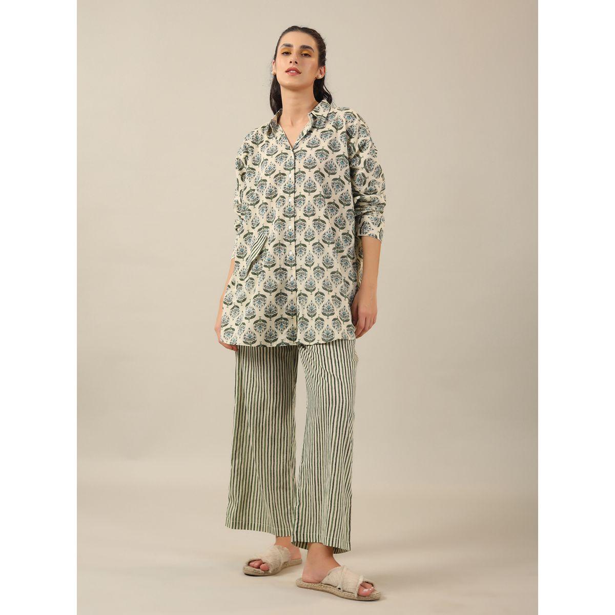 طقم من بنطال بيجاما وبلوزة مطبعة-women-clothing-nightwear-pyjamas-longsets-image-1