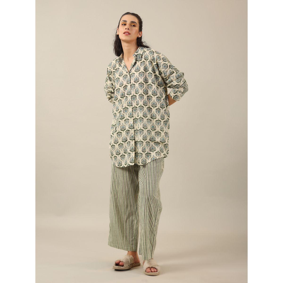 طقم من بنطال بيجاما وبلوزة مطبعة-women-clothing-nightwear-pyjamas-longsets-image-2