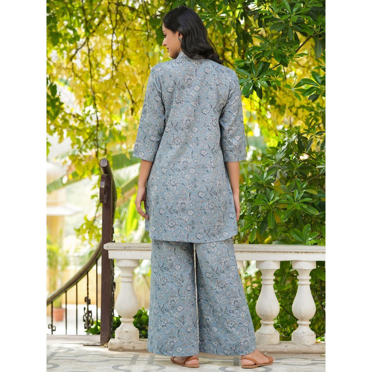 طقم من بنطال بيجاما وبلوزة قطنية مطبعة-women-clothing-nightwear-pyjamas-longsets-image-2