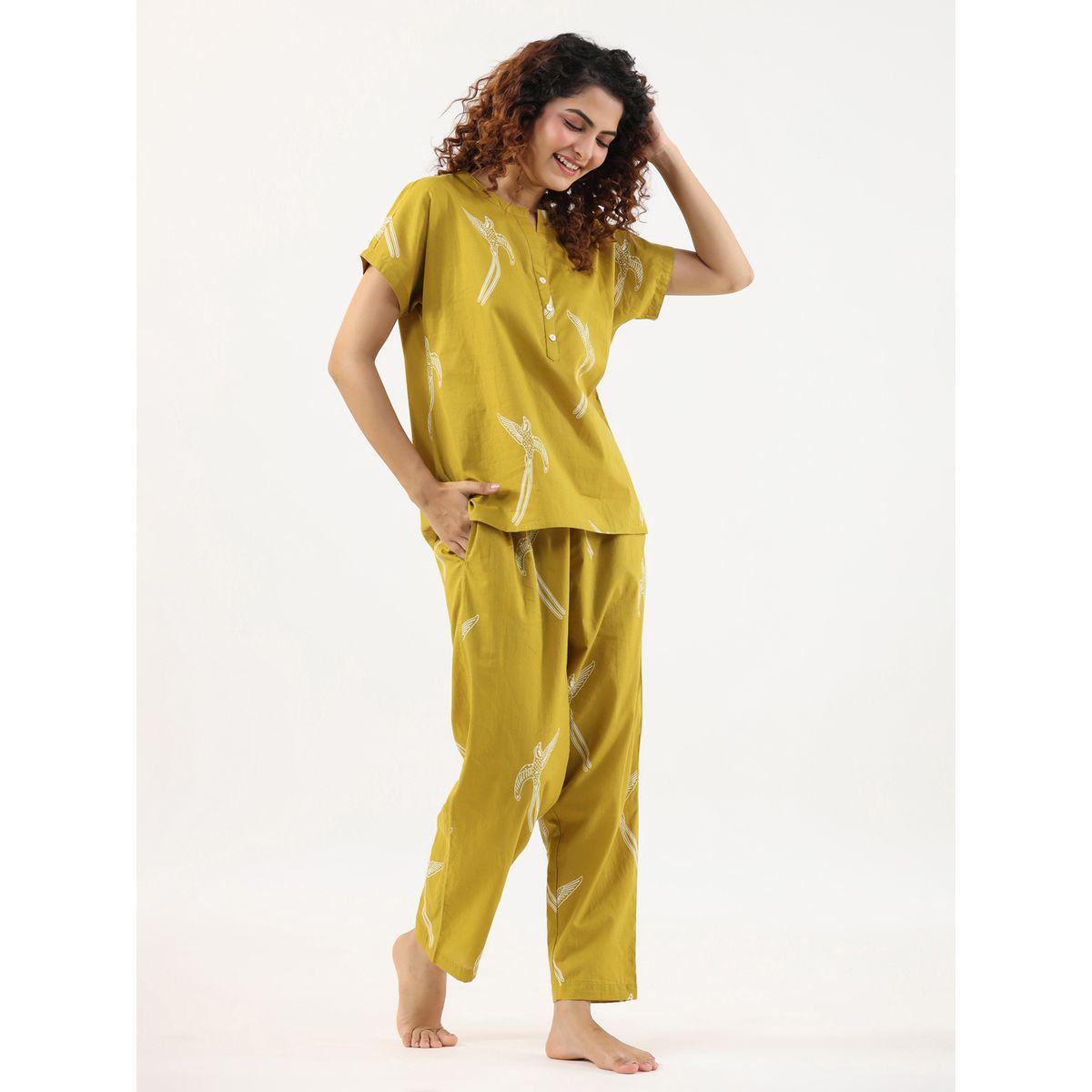 طقم من بنطال بيجاما وبلوزة قطنية مطبعة-women-clothing-nightwear-pyjamas-longsets-image-3
