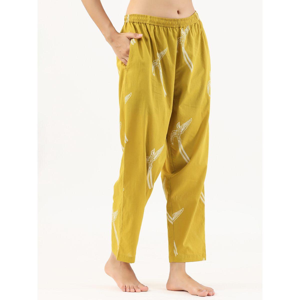 طقم من بنطال بيجاما وبلوزة قطنية مطبعة-women-clothing-nightwear-pyjamas-longsets-image-7