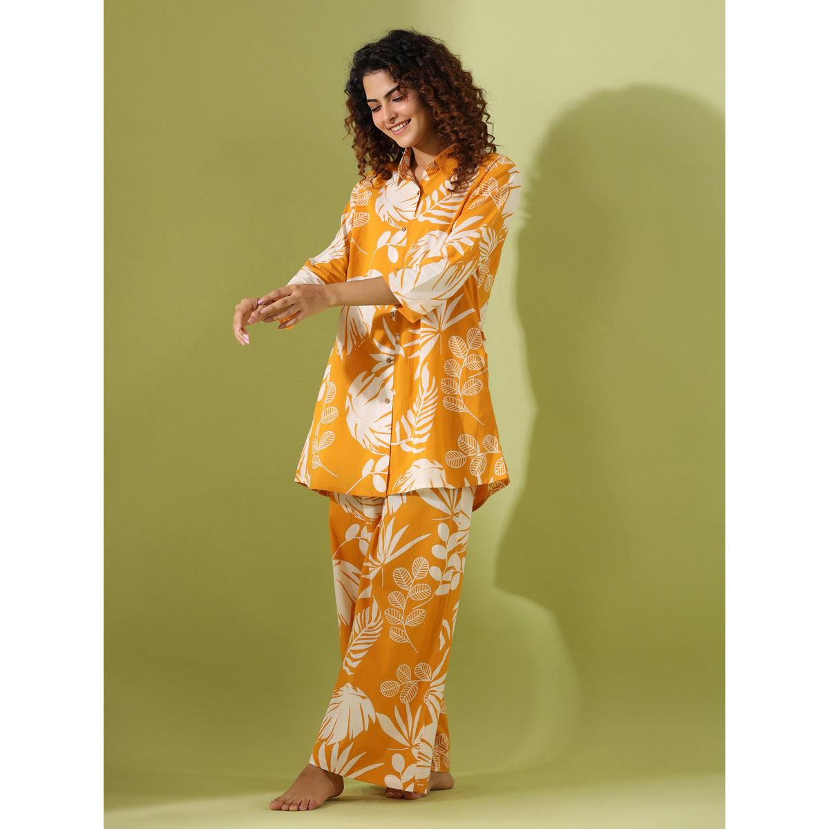 طقم من بنطال بيجاما وبلوزة قطنية مطبعة-women-clothing-nightwear-pyjamas-longsets-image-5