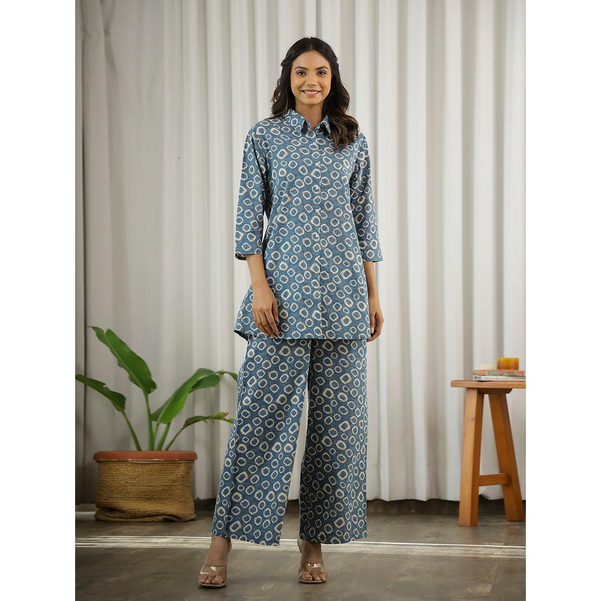 طقم بيجاما من بنطال وبلوزة بياقة مع أزرار-women-clothing-nightwear-pyjamas-longsets-image-1