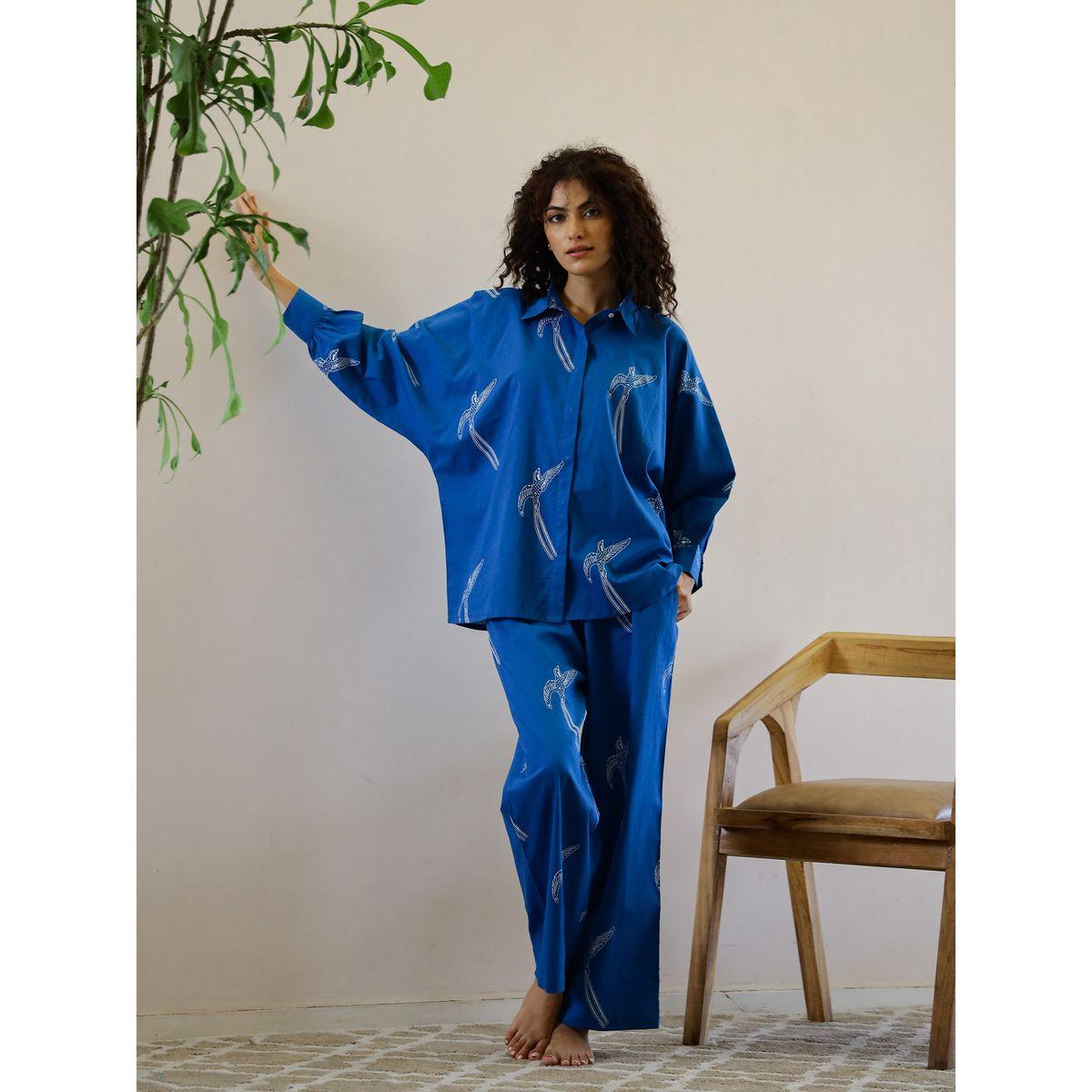 طقم من بنطال بيجاما وبلوزة قطنية مطبعة-women-clothing-nightwear-pyjamas-longsets-image-2