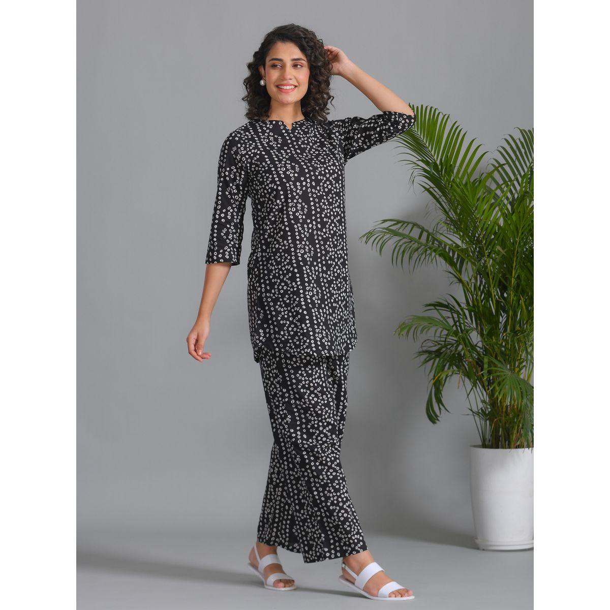 طقم من بنطال بيجاما وبلوزة قطنية مطبعة بالكامل-women-clothing-nightwear-pyjamas-longsets-image-4