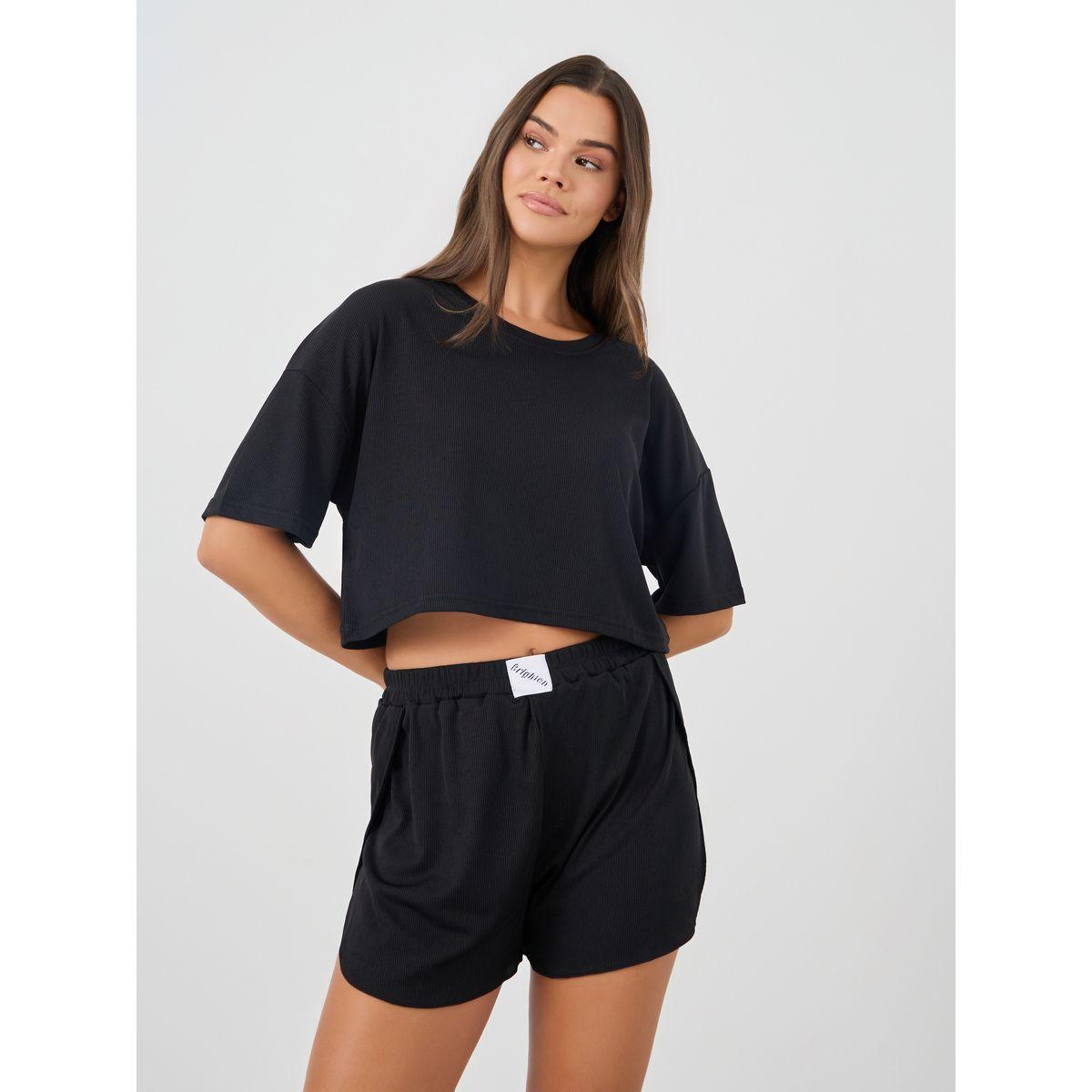 Styli Solid Short Sleeve Crop T-Shirt and Shorts Set-women-clothing-nightwear-pyjamas-shortsets-image-2