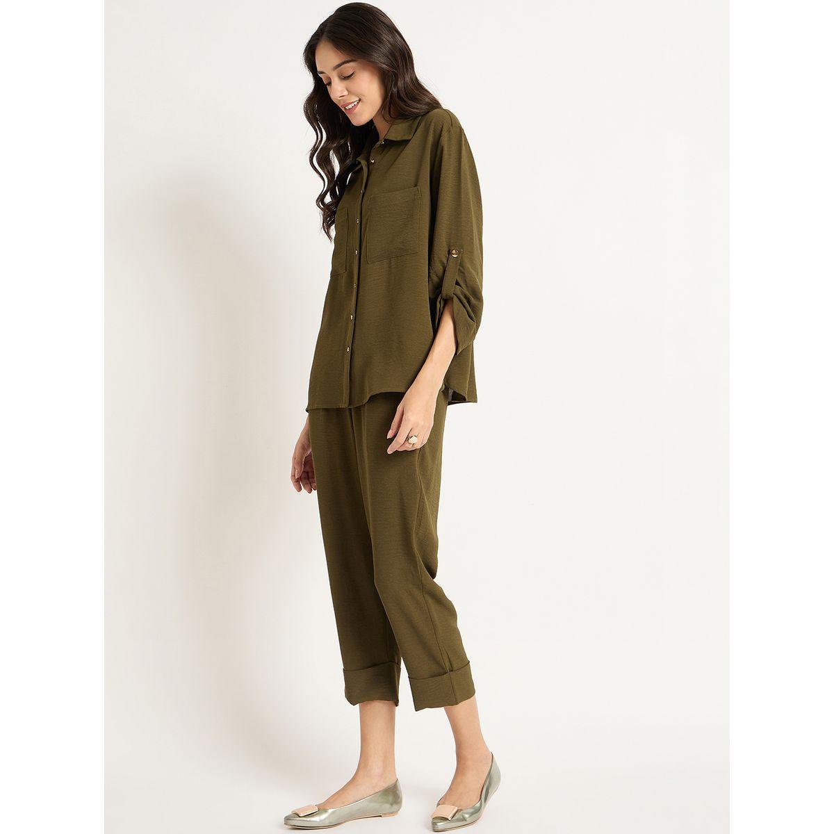 طقم منسق من بنطال كابري وبلوزة بتفاصيل جيوب-women-clothing-coordsets-image-3