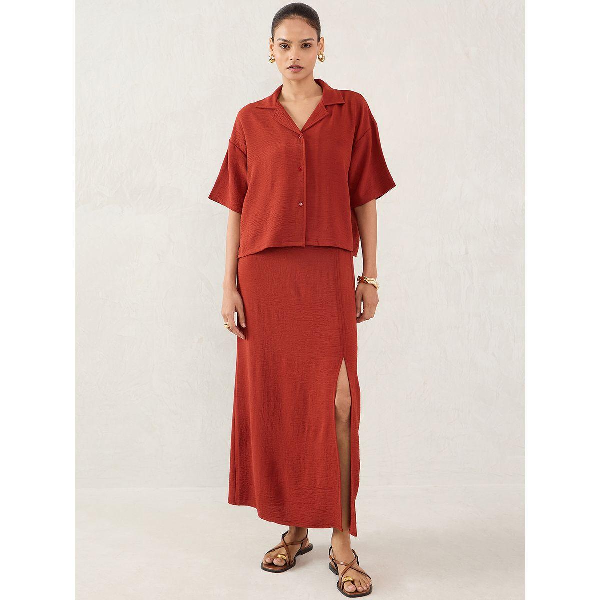 طقم منسق من تنورة وبلوزة سادة-women-clothing-coordsets-image-1