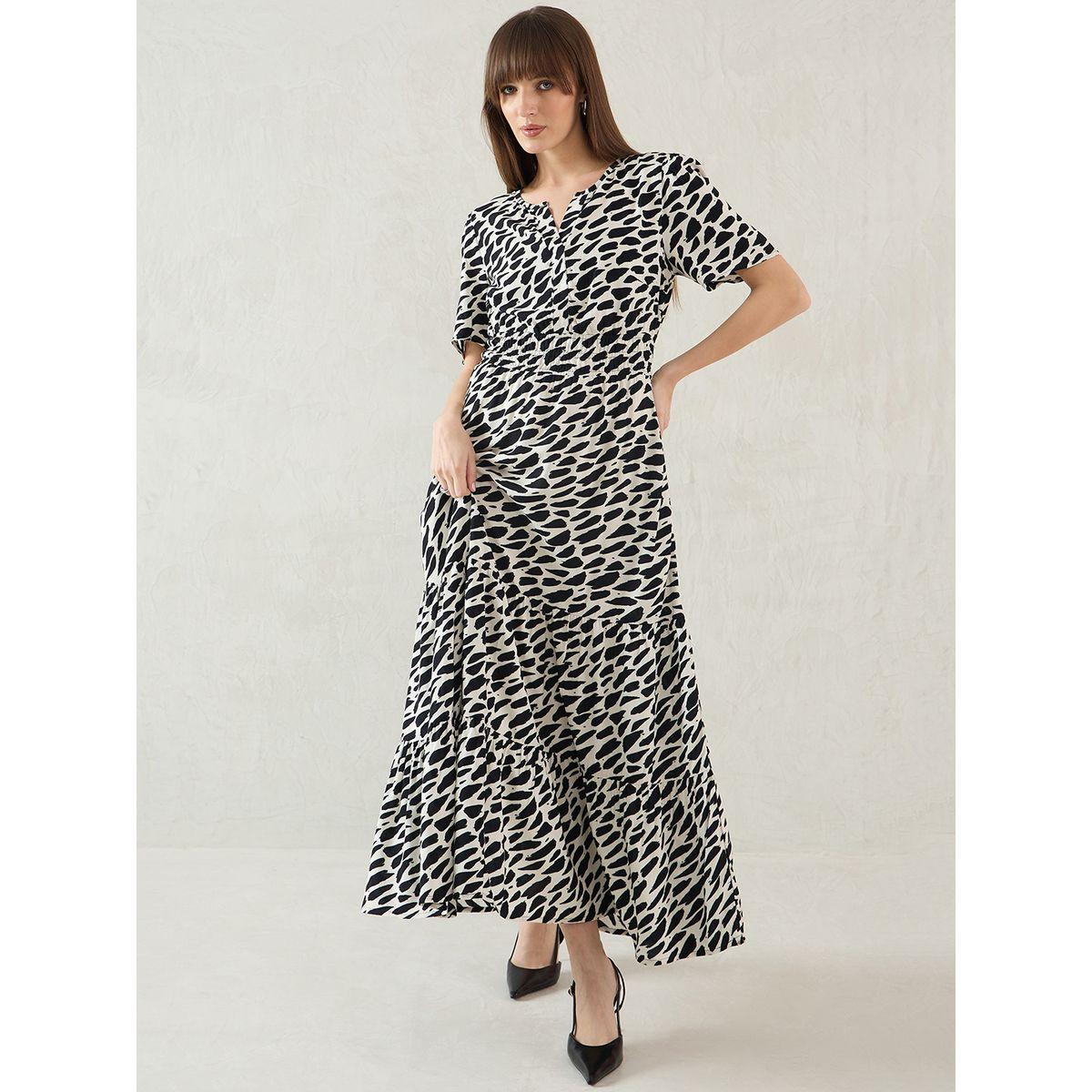 فستان طويل مُطبع بأكمام قصيرة مع تفاصيل كسرات-women-clothing-dresses-image-1