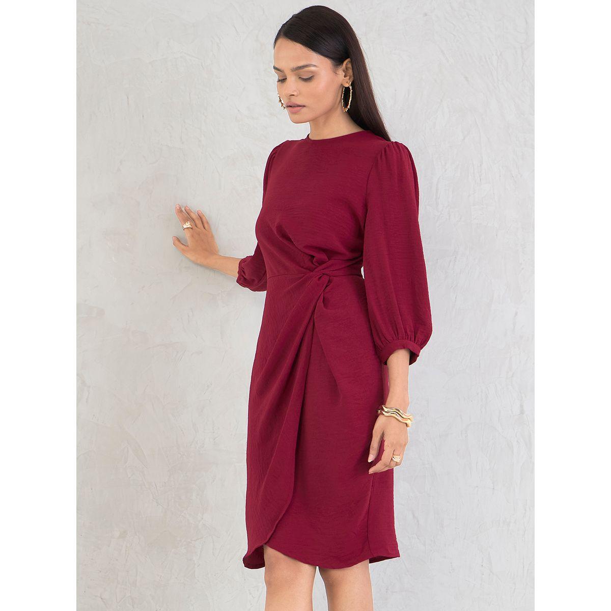 فستان بطول الركبة بتفاصيل عُقدة-women-clothing-dresses-image-3