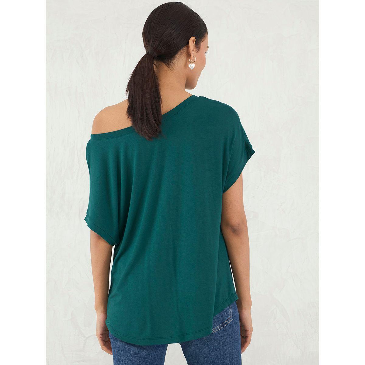 بلوزة محبوكة بقصة عادية وتفاصيل كتف مكشوف-women-clothing-tshirts-image-2