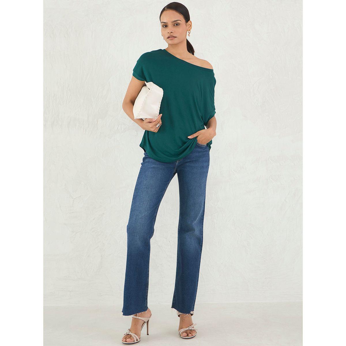 بلوزة محبوكة بقصة عادية وتفاصيل كتف مكشوف-women-clothing-tshirts-image-5