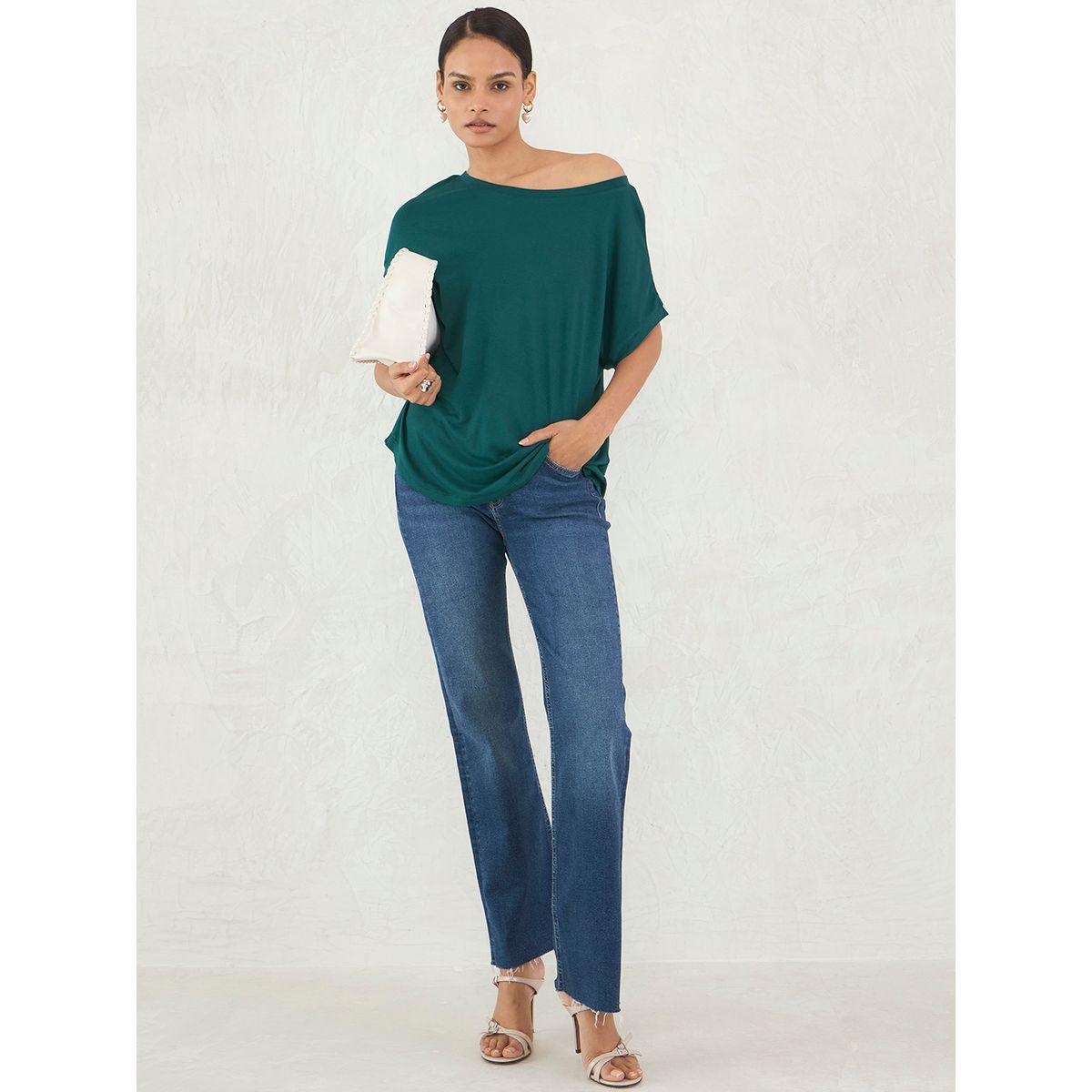 بلوزة محبوكة بقصة عادية وتفاصيل كتف مكشوف-women-clothing-tshirts-image-6
