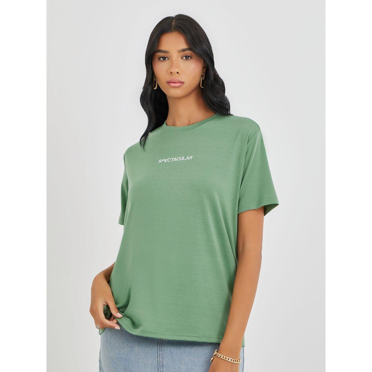 تيشيرت فضفاض بتفاصيل مُطرزة-women-clothing-tshirts-image-3