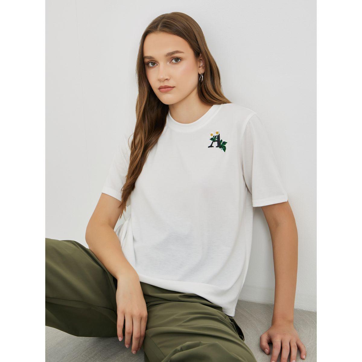 Styli Embroidered Detail Oversized T-Shirt-women-clothing-tshirts-image-1
