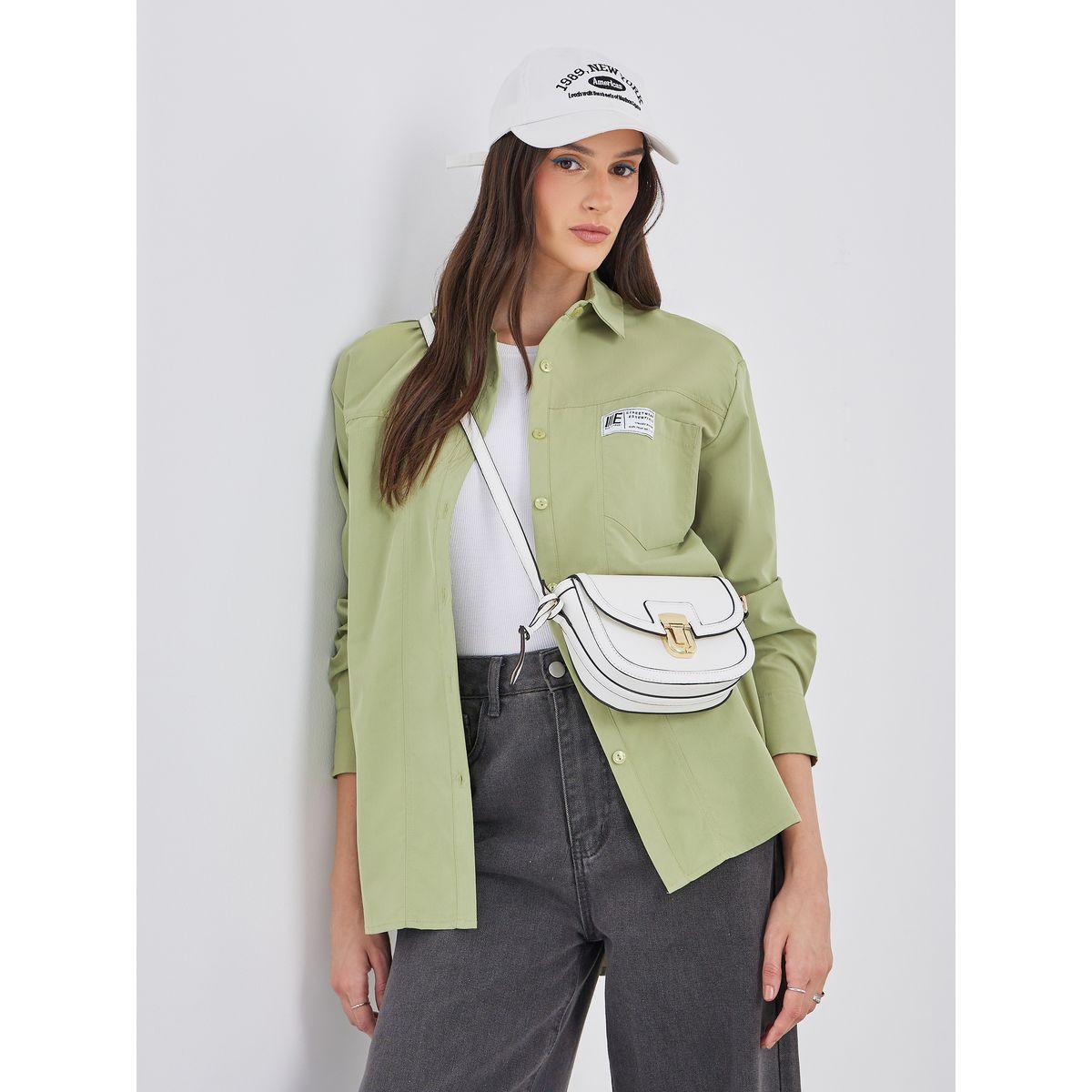 بلوزة بتفاصيل أزرار مع شارة-women-clothing-shirtsandblouses-shirts-image-1