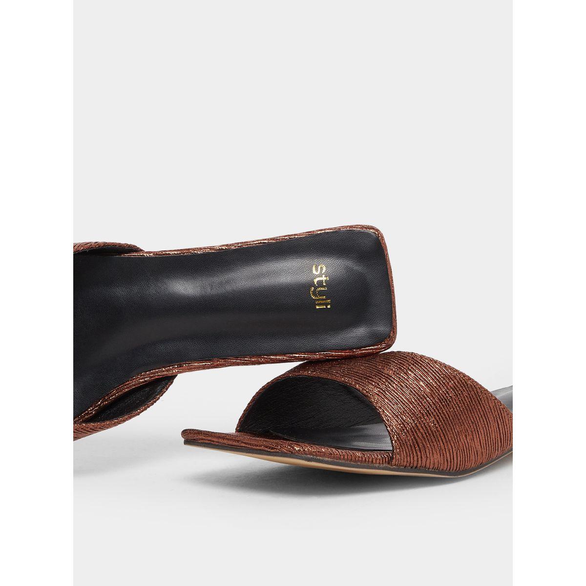 Styli Textured Slip-On Flat Sandals-women-shoes-sandals-flats-image-3