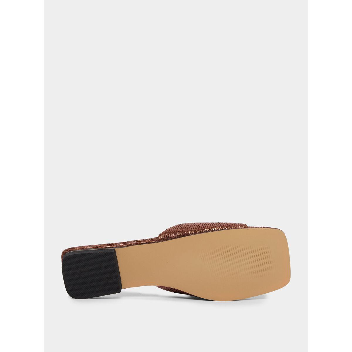 Styli Textured Slip-On Flat Sandals-women-shoes-sandals-flats-image-6