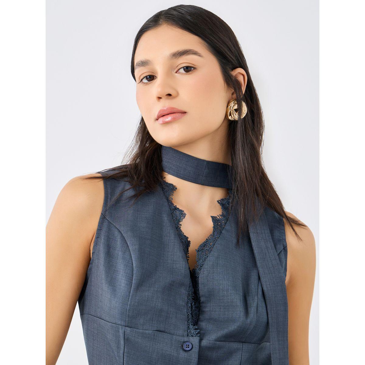معطف بتفاصيل دانتيل بدون أكمام-women-clothing-coatsandjackets-waistcoats-image-3