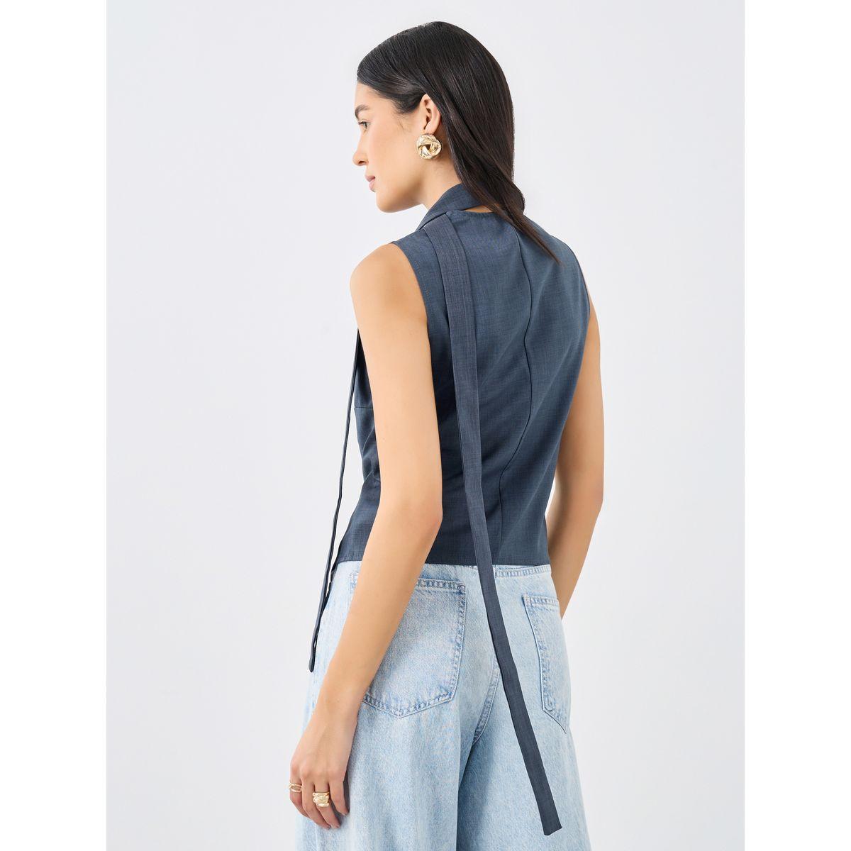 معطف بتفاصيل دانتيل بدون أكمام-women-clothing-coatsandjackets-waistcoats-image-4
