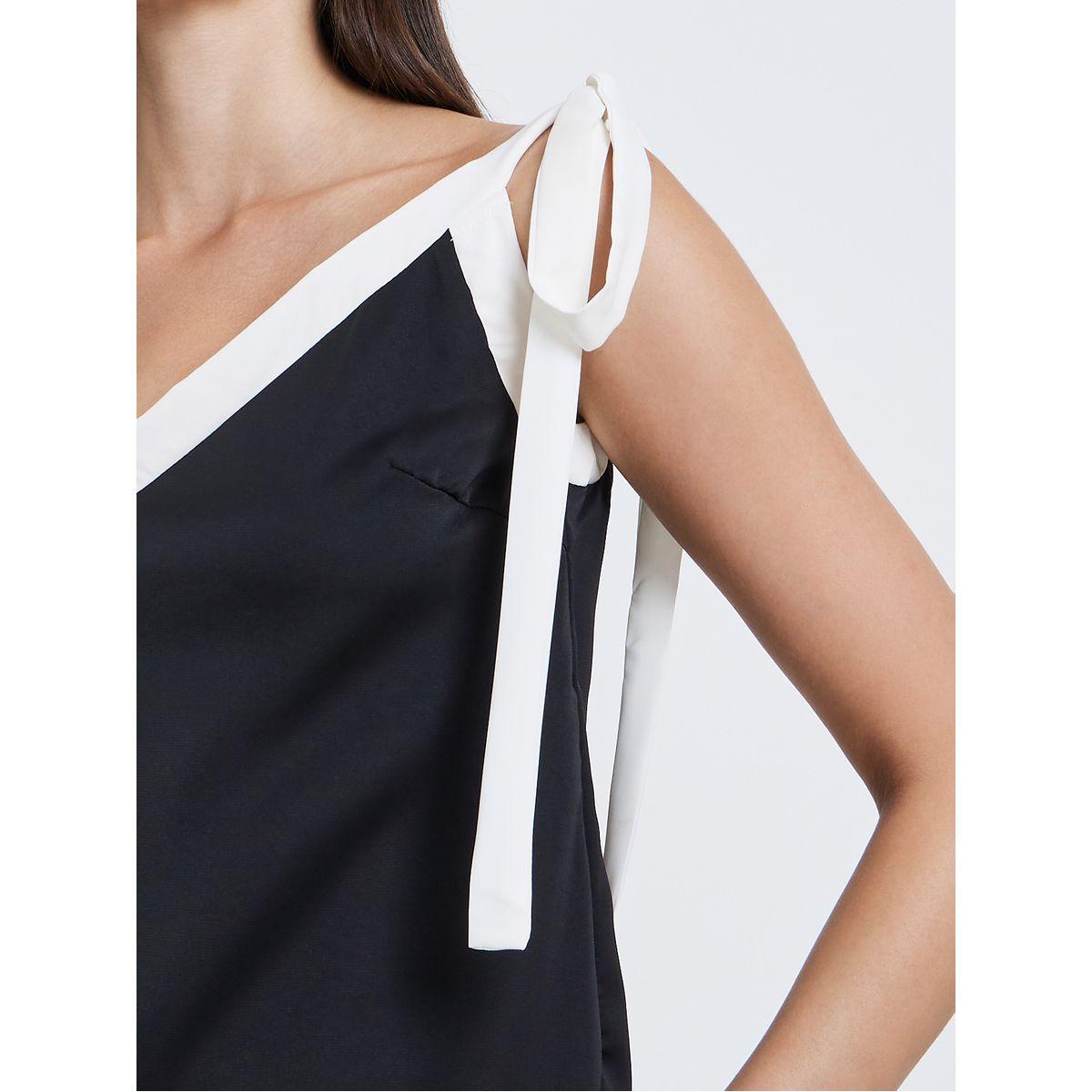 Styli Black Contrast Trim Strappy Cami Top-women-clothing-tshirts-image-3