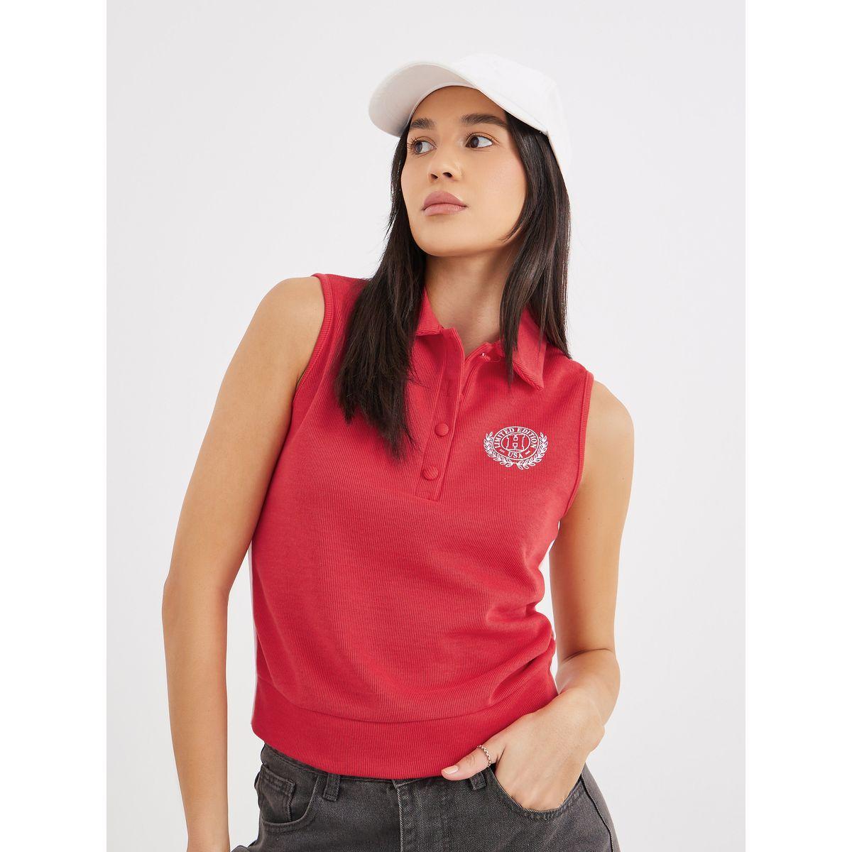 بلوزة بياقة بولو مع تفاصيل مُطرزة-women-clothing-tshirts-image-1