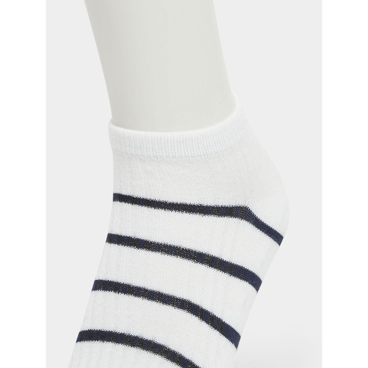 مجموعة من 5 جوارب مخططة بطول الكاحل-men-socks-image-11