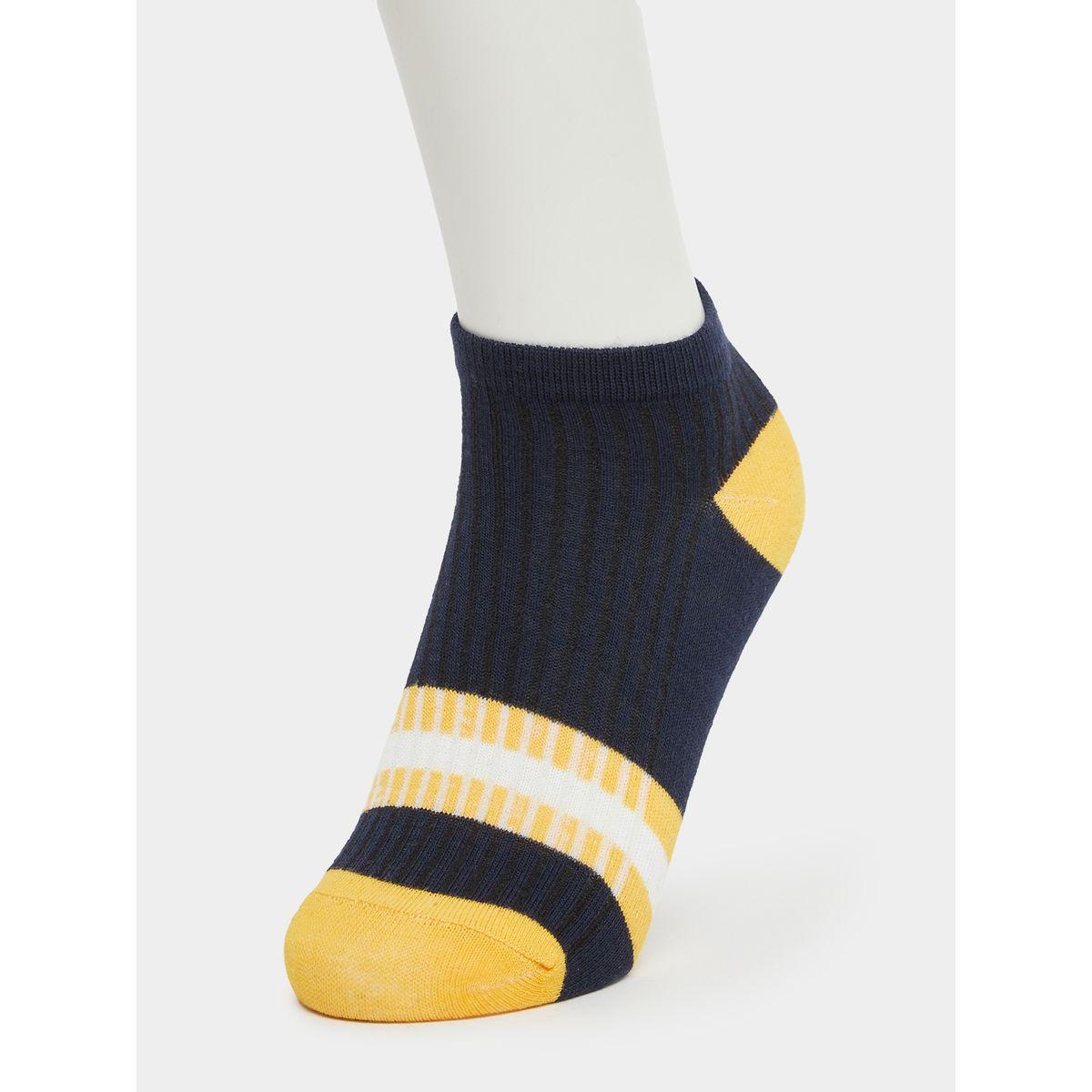 مجموعة من 5 جوارب مخططة بطول الكاحل-men-socks-image-2