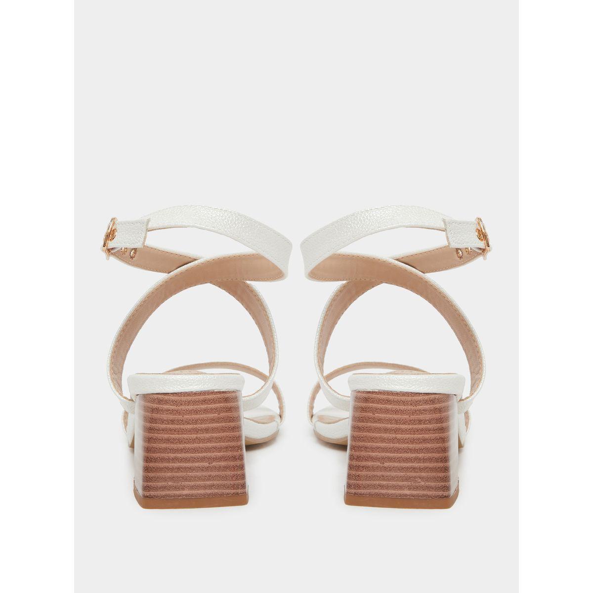 صندل بكعب سميك وسيور كروس مع إبزيم-women-shoes-sandals-heeled-image-4