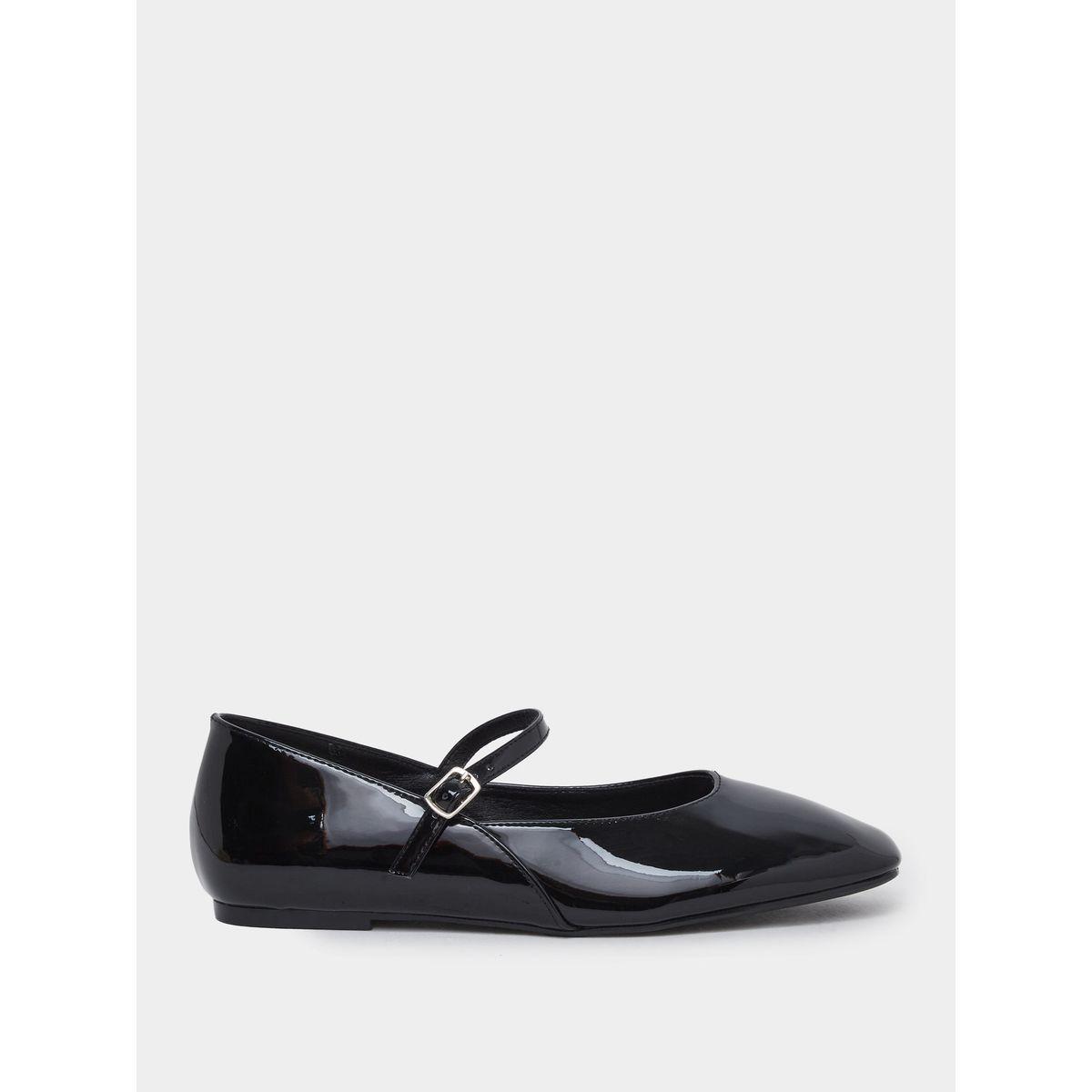 حذاء باليرينا فلات بتفاصيل إبزيم-women-shoes-ballerinas-image-1