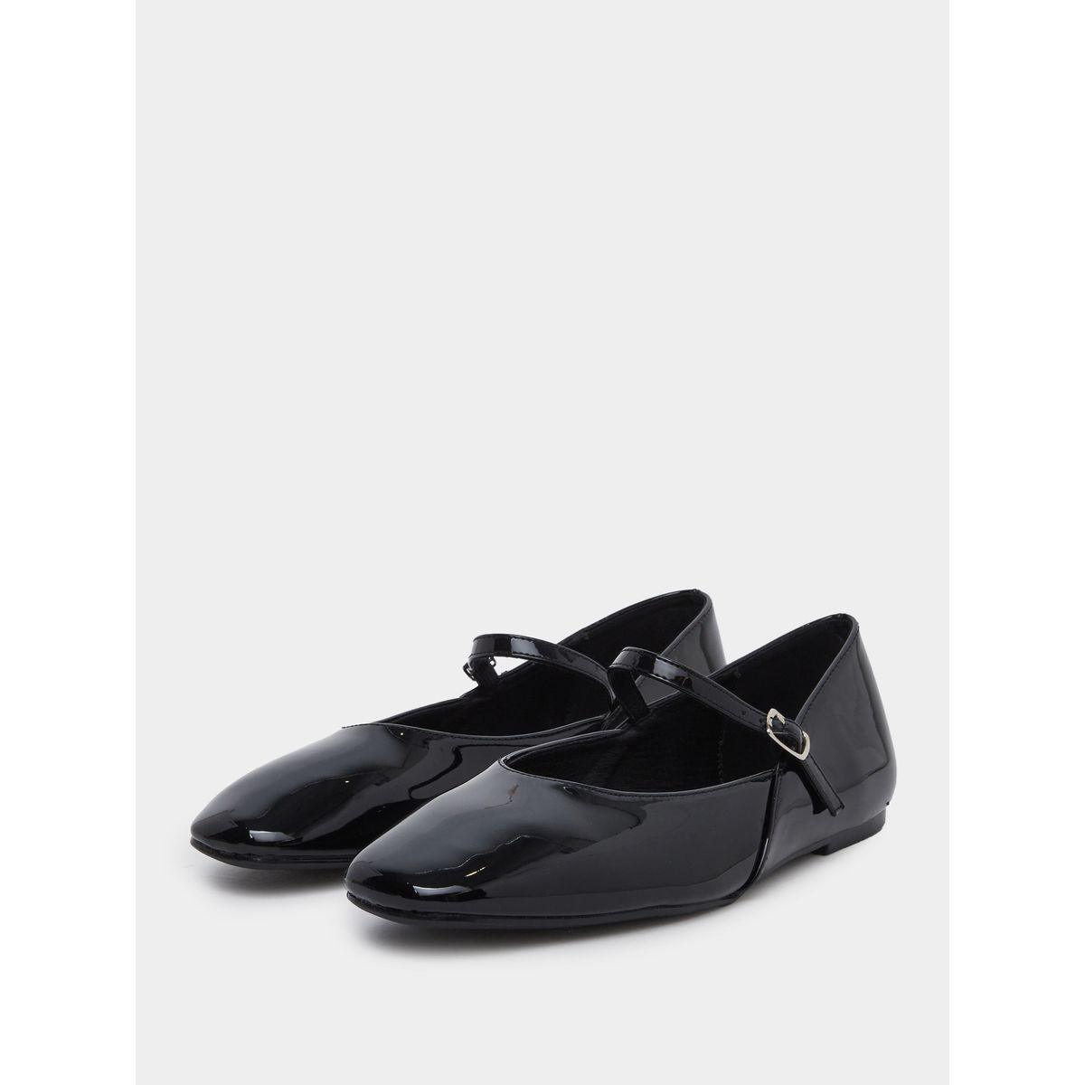 حذاء باليرينا فلات بتفاصيل إبزيم-women-shoes-ballerinas-image-2