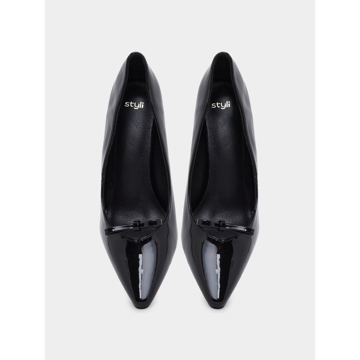 حذاء بومب بمقدمة مُدببة-women-shoes-heels-image-5