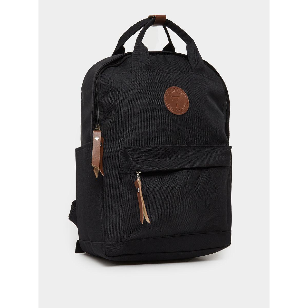 شنطة ظهر بتفاصيل شارة-men-bags-image-1