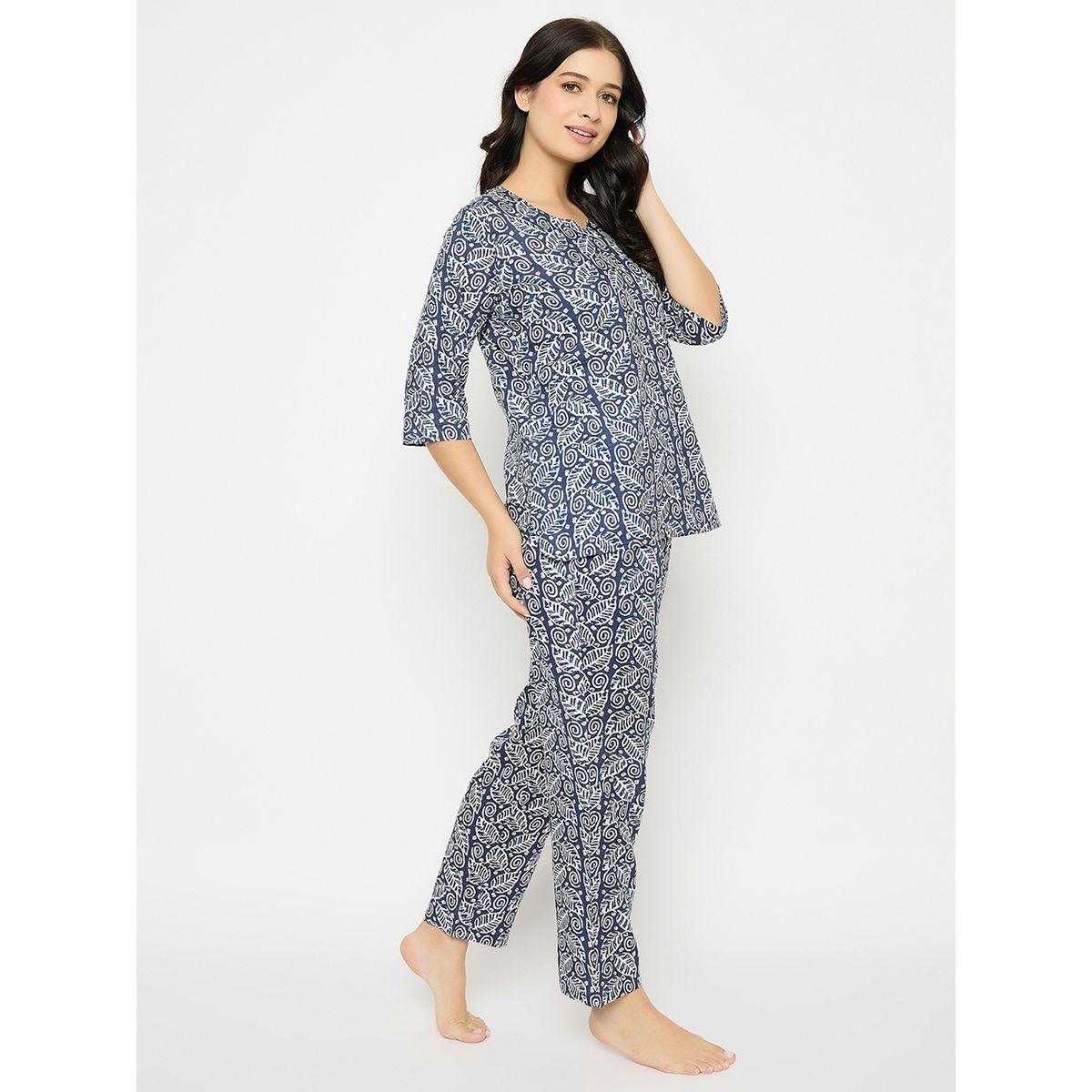 Clovia Leaf Print V-Neck Top and Pyjama Set-women-clothing-nightwear-pyjamas-longsets-image-5
