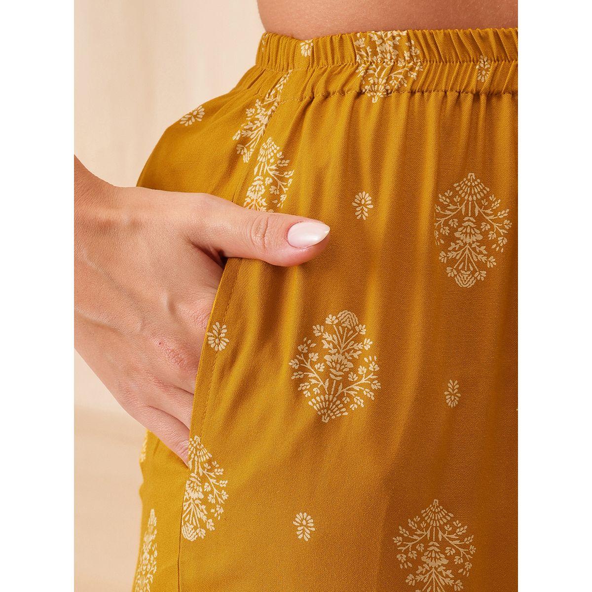 Clovia Printed V-Neck Top and Pyjama Set-women-clothing-nightwear-pyjamas-longsets-image-6