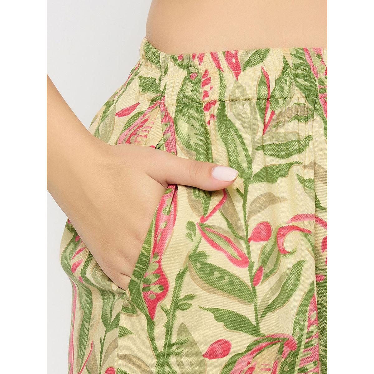 طقم بيجاما من بنطال وبلوزة بطبعة أوراق شجر-women-clothing-nightwear-pyjamas-longsets-image-1