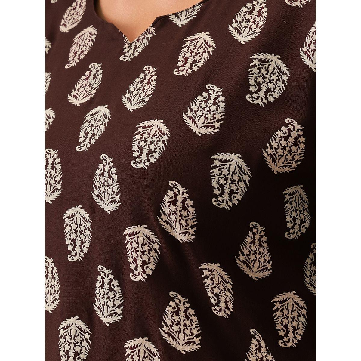 طقم من بنطال بيجاما مع بلوزة بطبعة مع ياقة بشق-women-clothing-nightwear-pyjamas-longsets-image-3