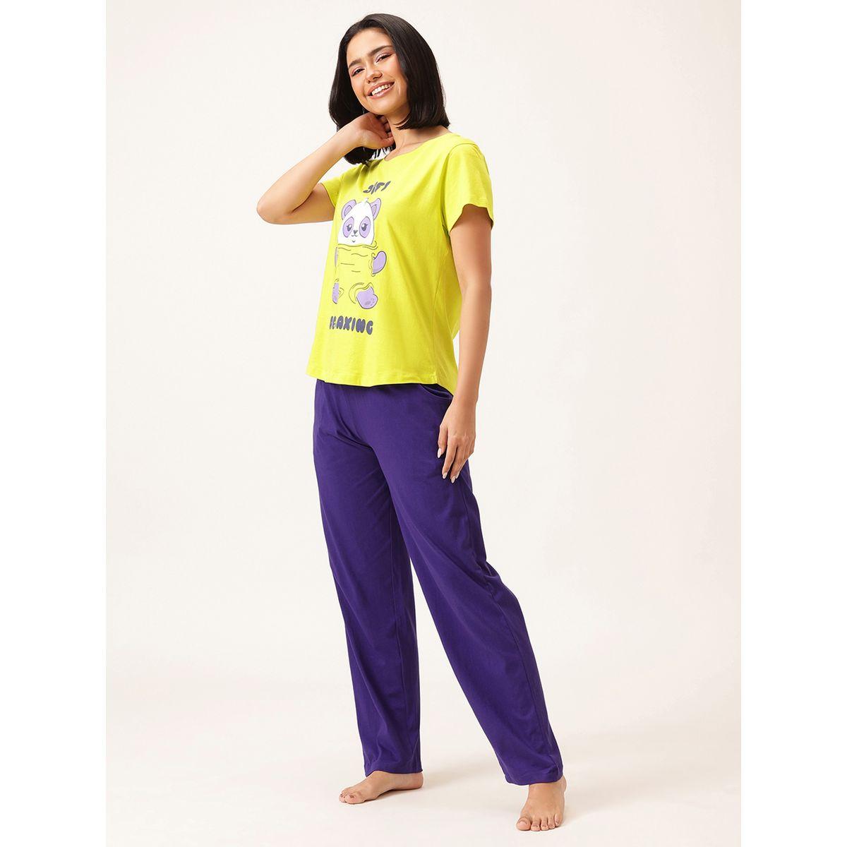 Clovia Graphic Print Short Sleeve Cotton T-Shirt and Drawstring Pyjama Set-women-clothing-nightwear-pyjamas-longsets-image-5