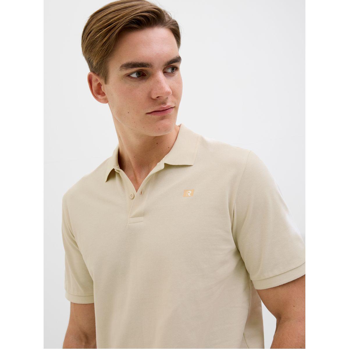تيشيرت بولو بطبعة شعار الماركة وأكمام قصيرة-men-clothing-tshirtsandpolos-polos-image-1