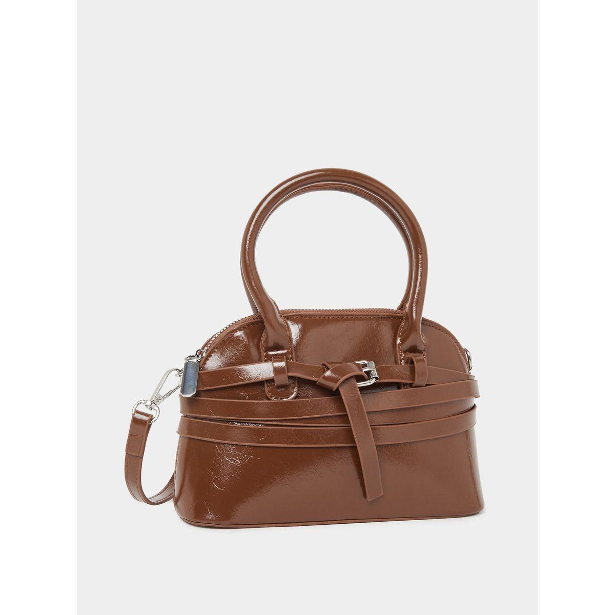 شنطة يد بتفاصيل إبزيم-women-bagsandwallets-handbags-image-1