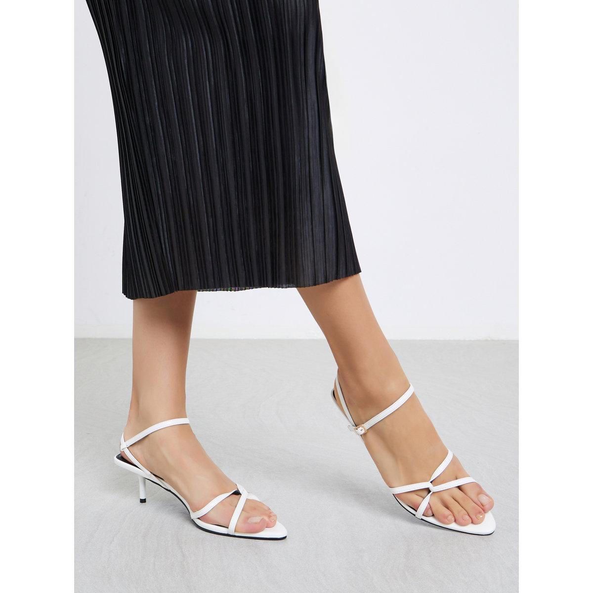 صندل بتفاصيل سير مع إبزيم-women-shoes-sandals-heeled-image-1