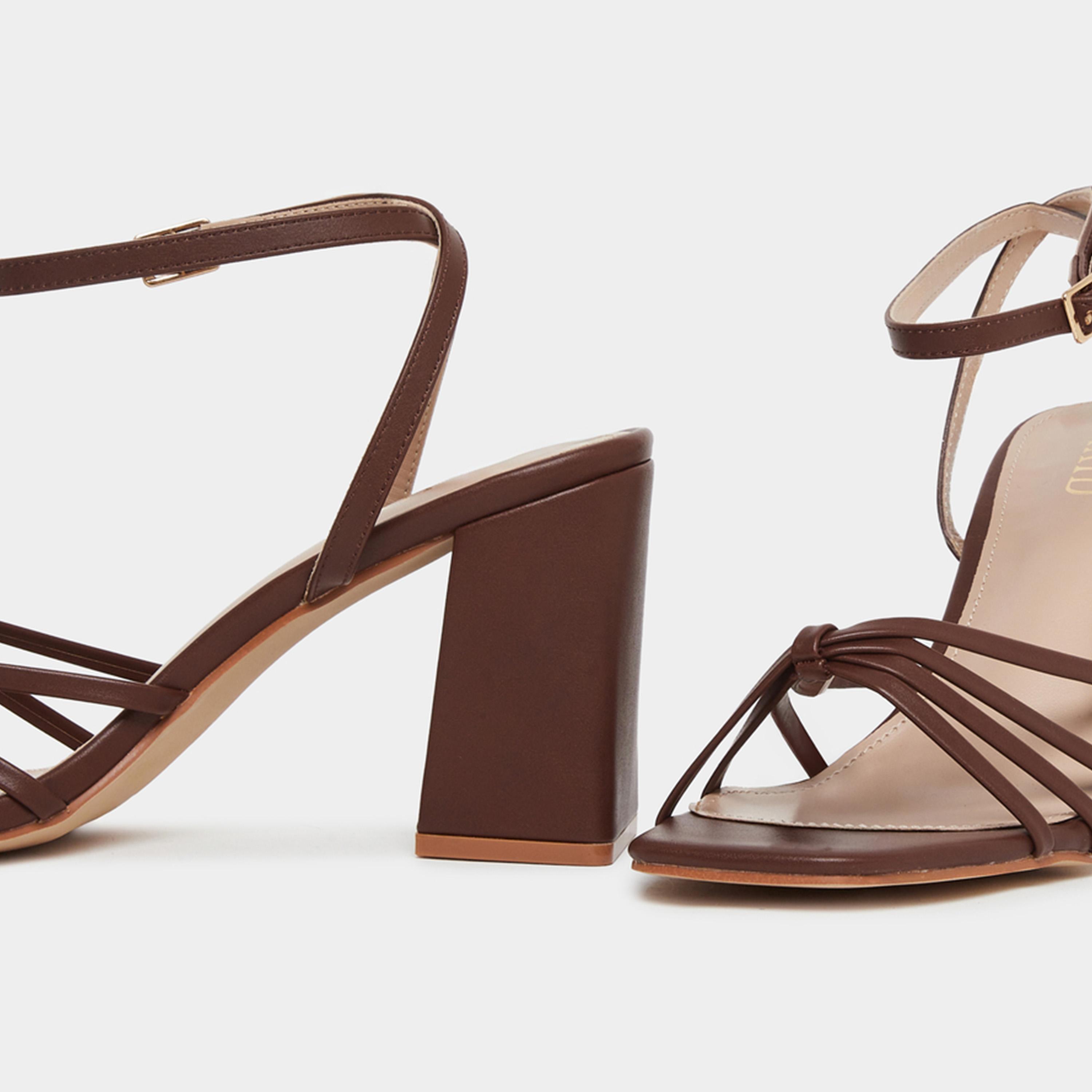 رايد - صندل آيفي ذو الأحزمة والكعب العريض-women-shoes-sandals-heeled-image-4
