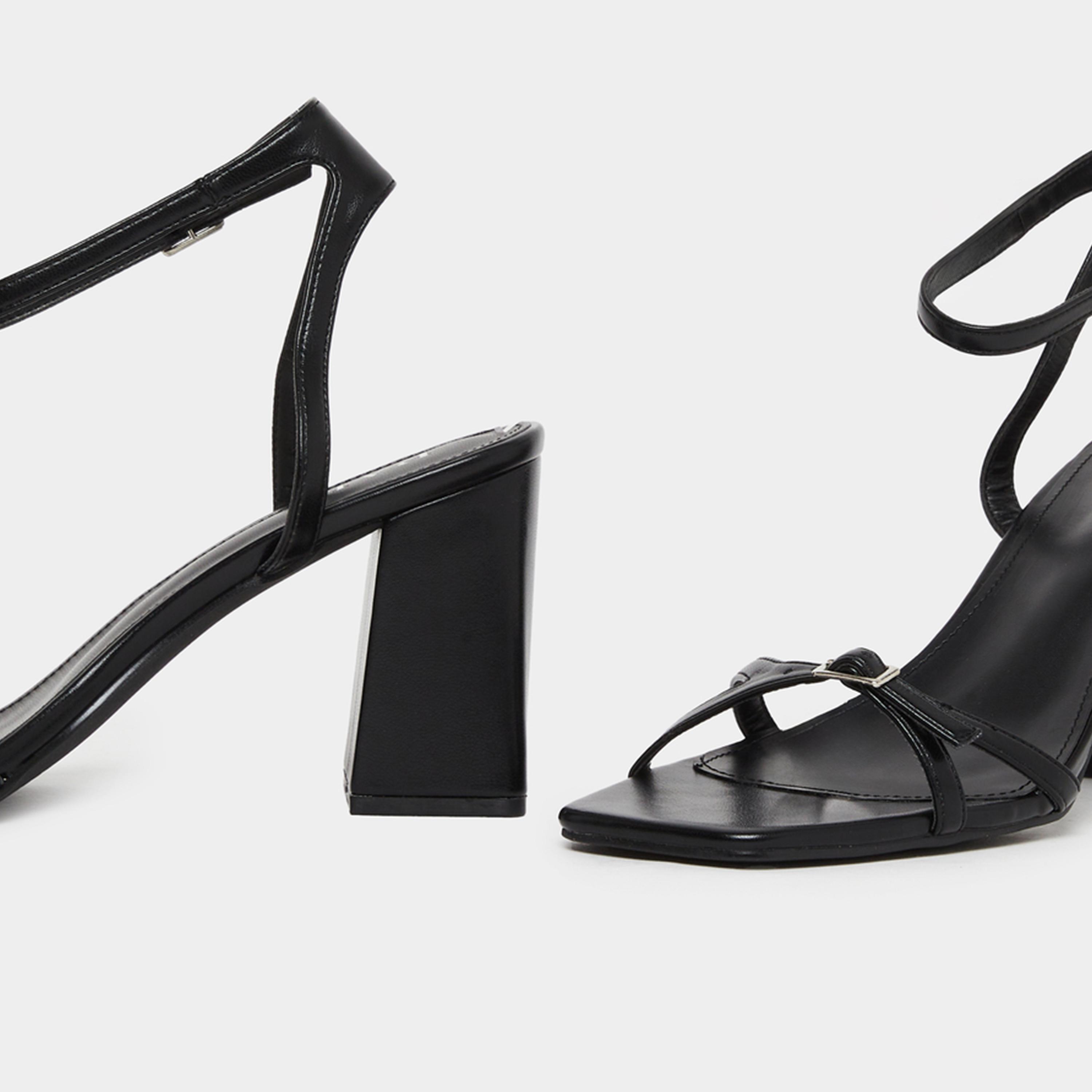رايد - صندل إيلا بكعب عريض مع إبزيم-women-shoes-sandals-heeled-image-5