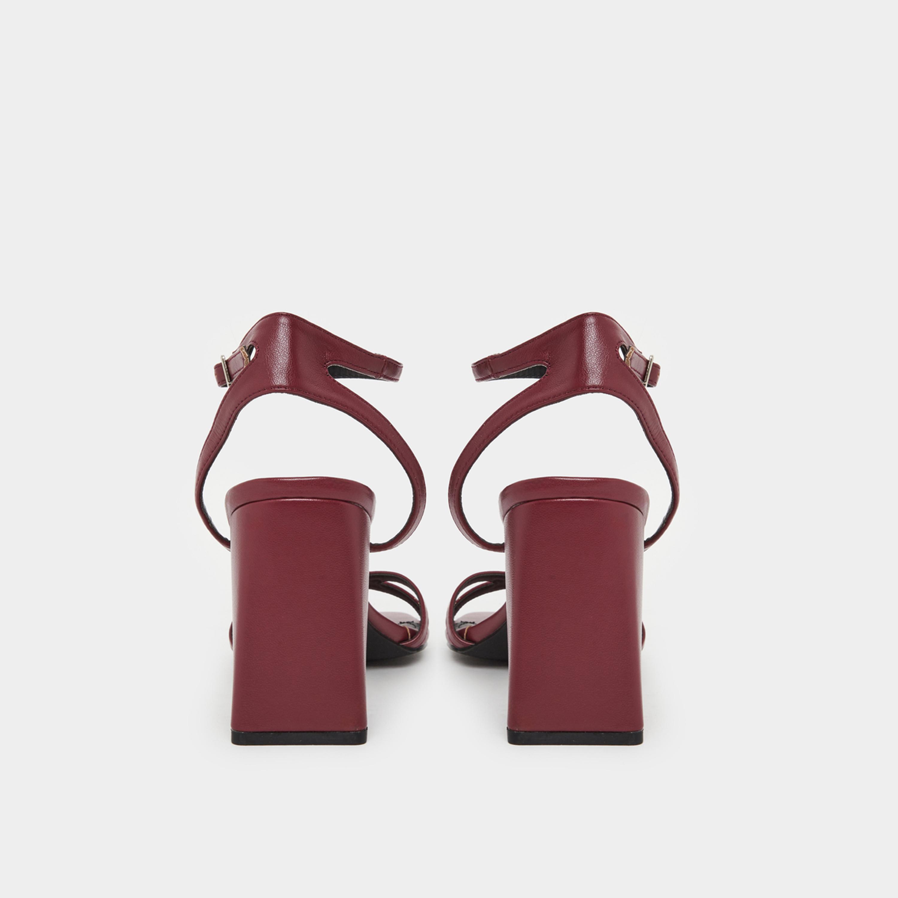 Raid Ilaa Block Heel Sandals with Buckle Detail-women-shoes-sandals-heeled-image-5