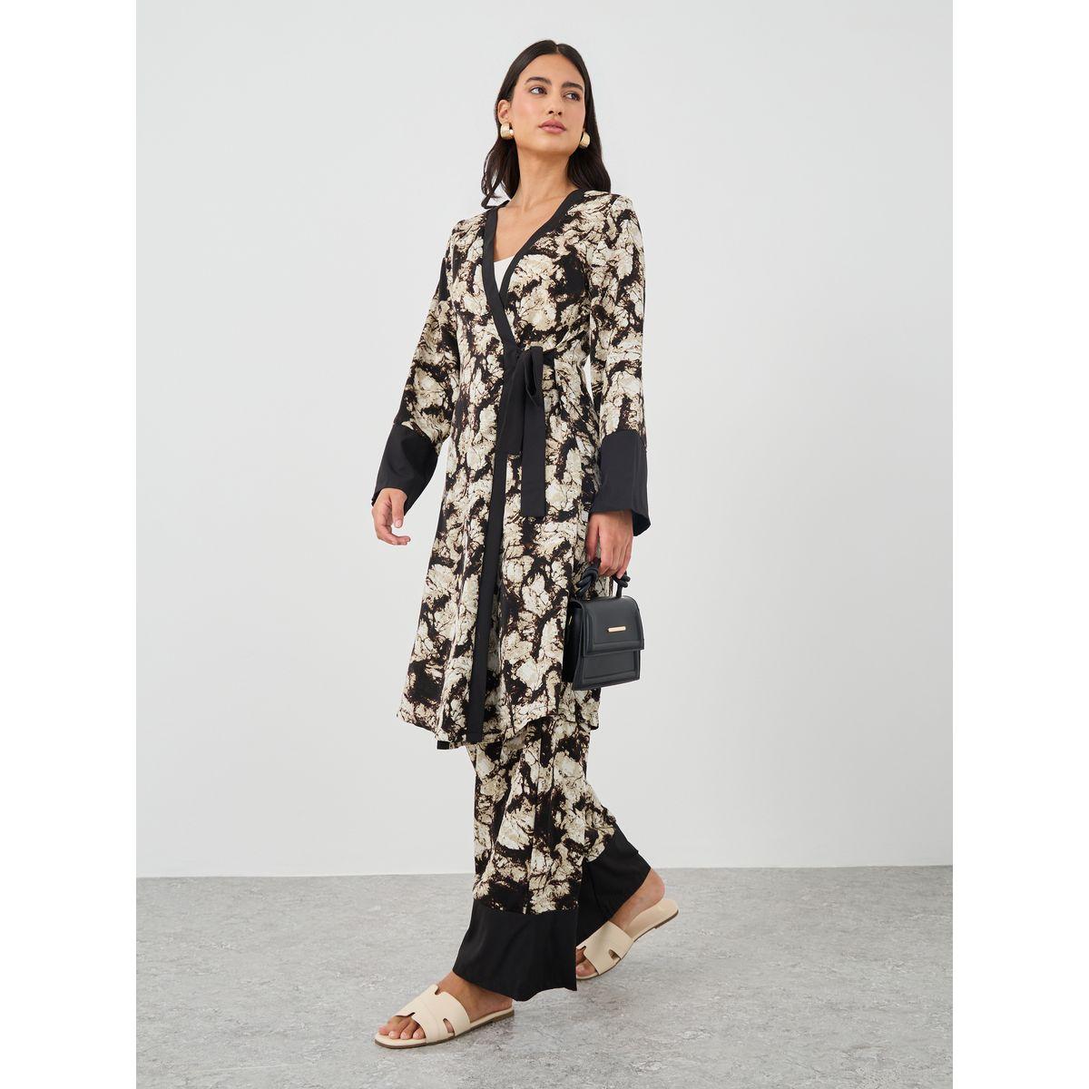 مجموعة من بنطال بأرجل واسعة وكيمونو بطبعة زهور-women-clothing-coordsets-image-1